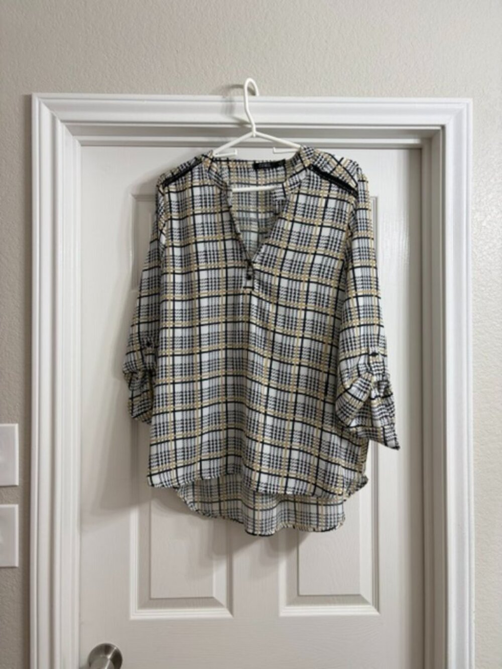 CURE. Brand Women's Multi-Color Checkered Blouse, Size XL